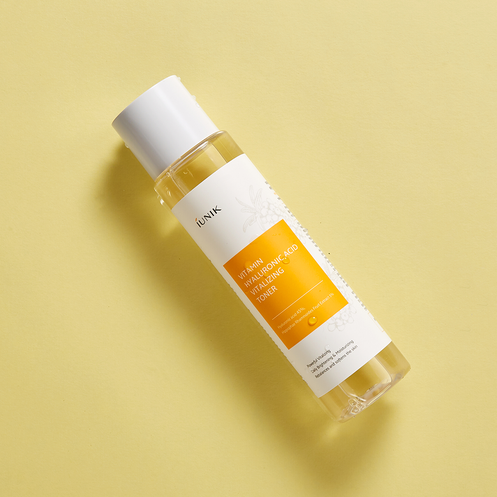 iUNIK - Vitamin Hyaluronic Acid Vitalizing Toner 200ml