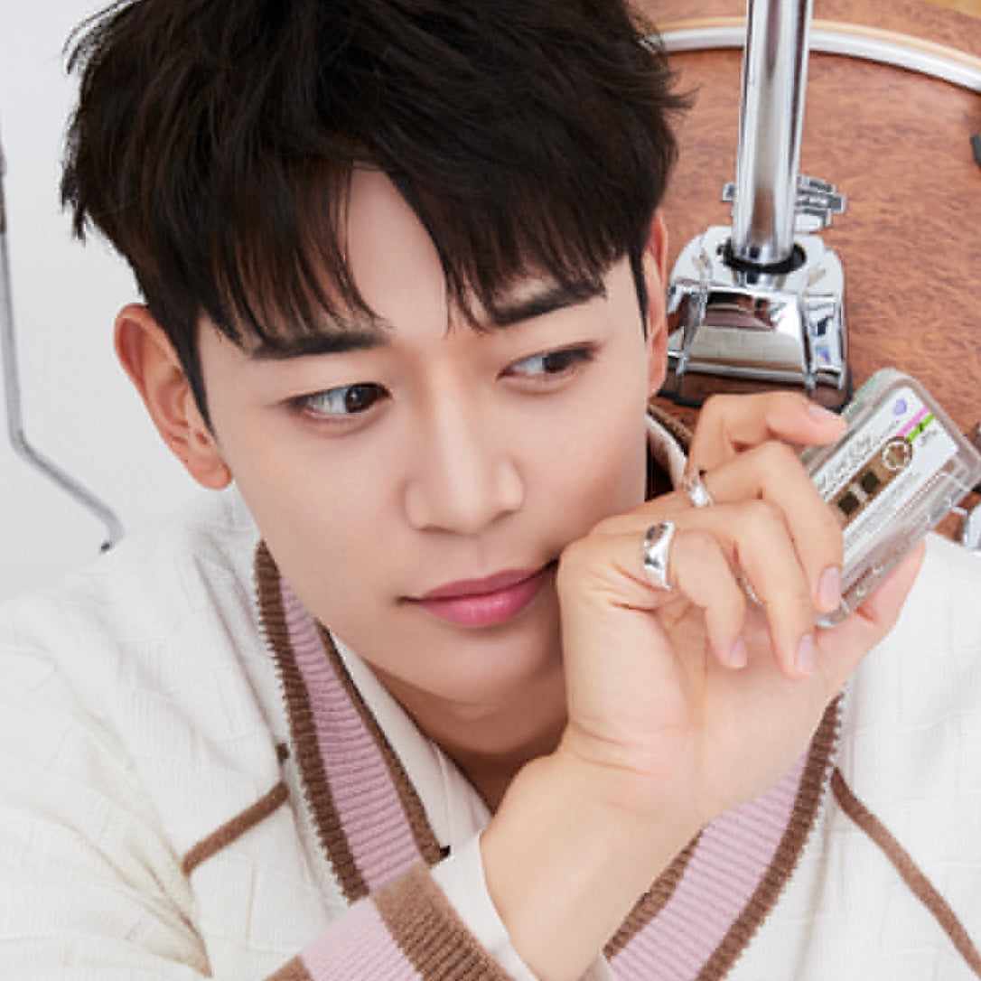 Etude x Shinee REPLAY Play Color Eyes - #Sweet Earl Grey 02
