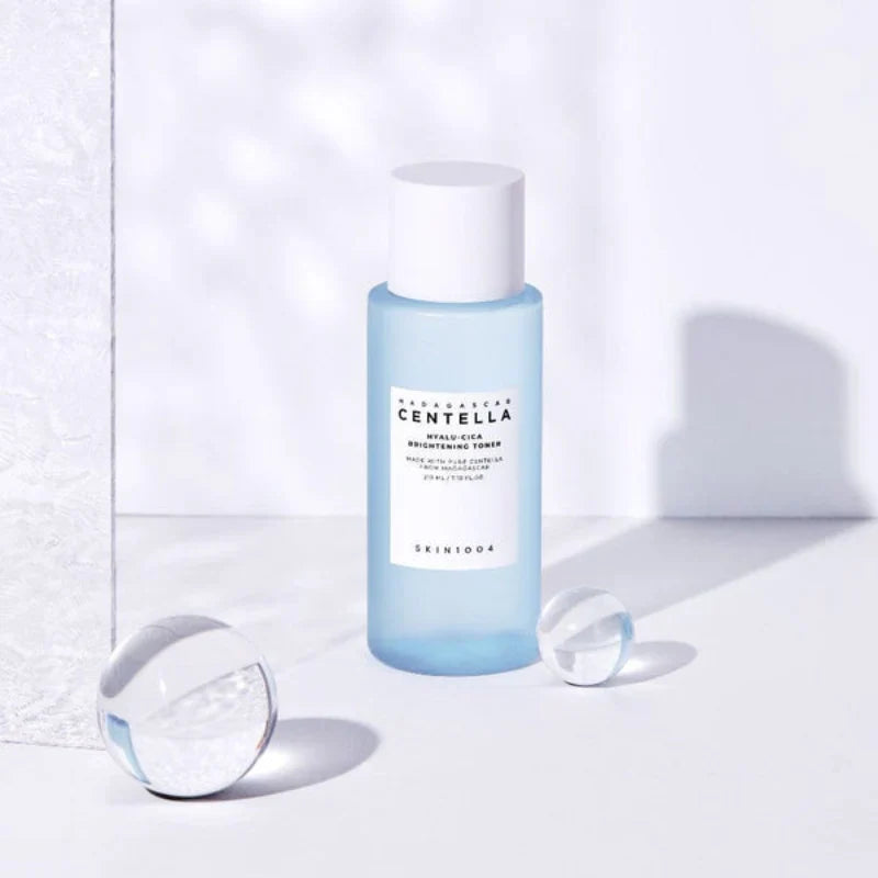 Skin1004 - Madagascar Centella Hyalu-Cica Brightening Toner 210ml